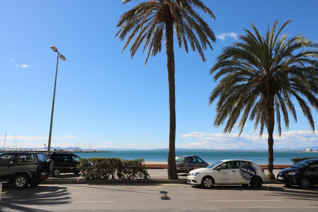 Rhode Vista Al Mar Apartment Roses Bagian luar foto